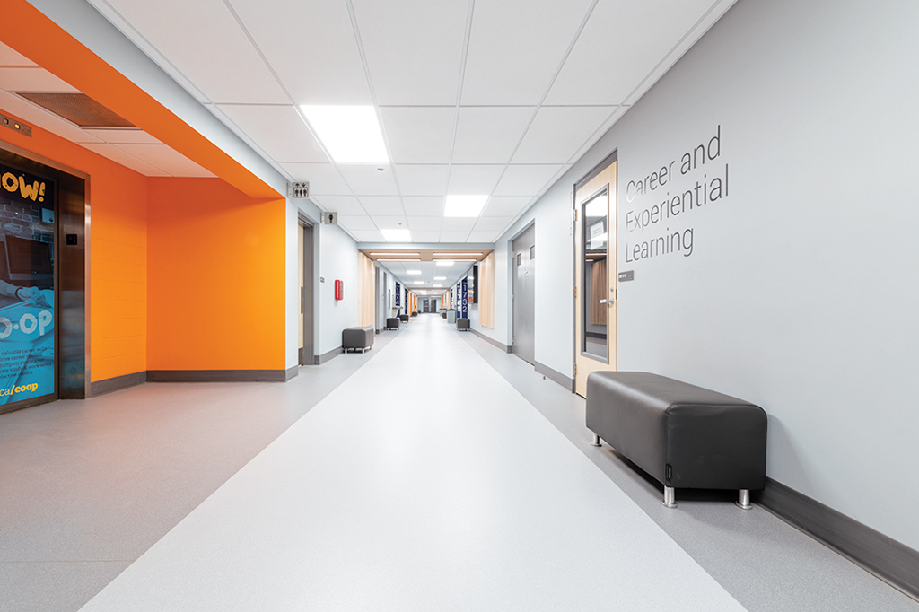 Altro / Peter Olsen Altro / Peter Olsen